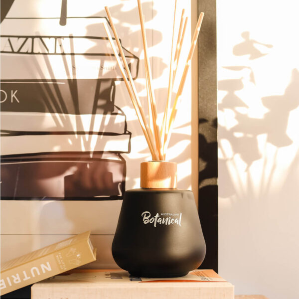 Sweet Sandalwood Reed Diffuser 225ml