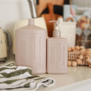 Sandalwood & Cocoa Butter Hand Wash Bundle