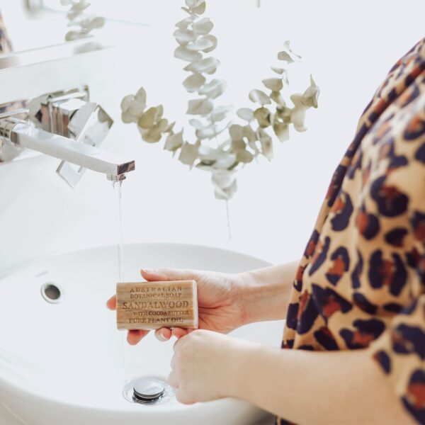 Sandalwood with Cocoa Butter - Image 2