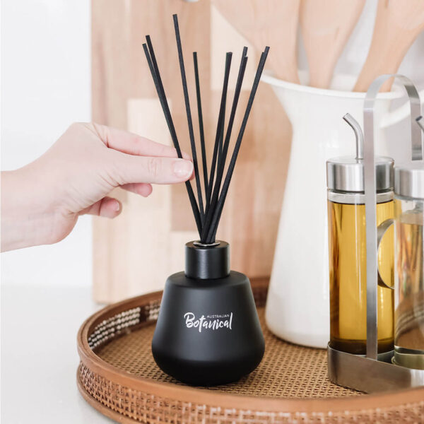 Vanilla Caramel Reed Diffuser 225ml