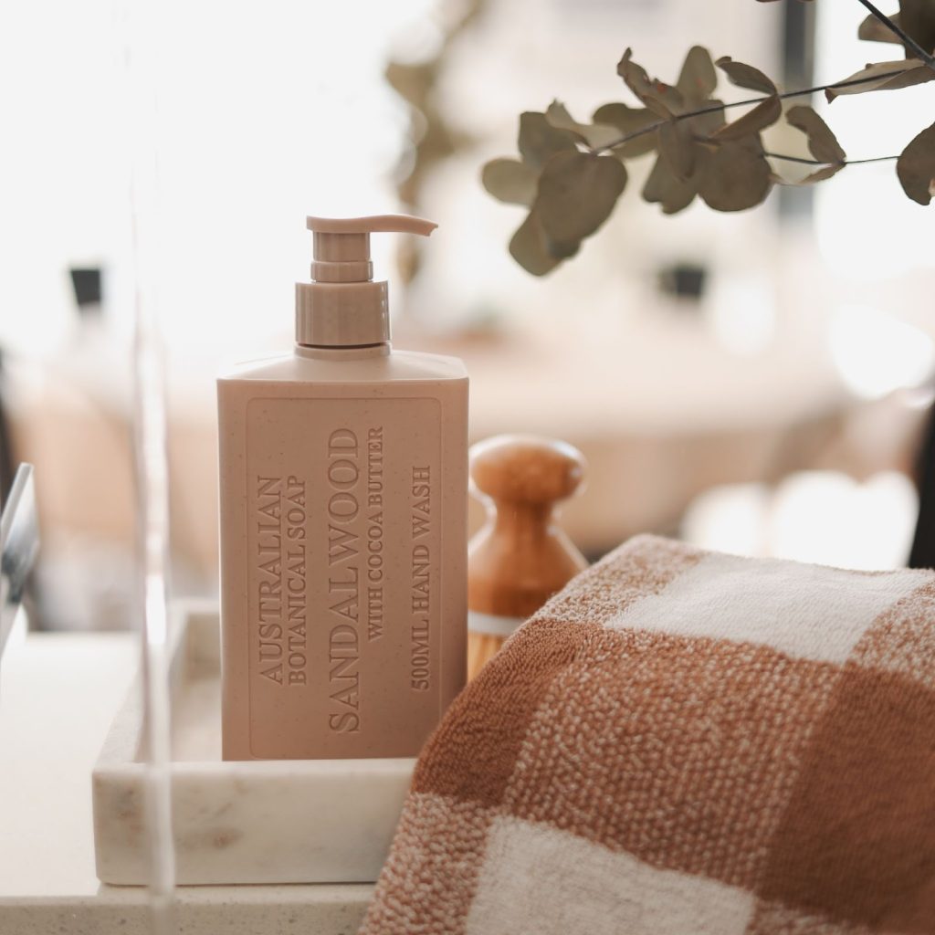 From Kitchen to Bathroom: The Best Hand Wash for Every Sink